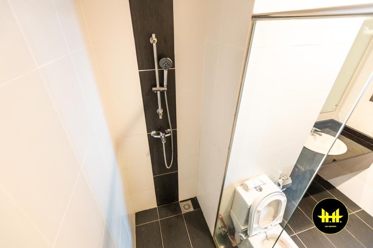 Luco Apartments @ Imperial Suites Kuching Extérieur photo